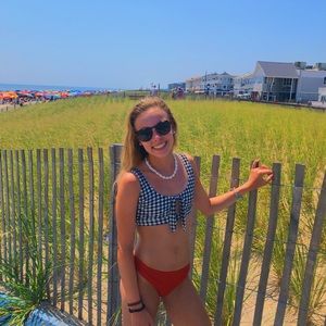 Meet your Posher, Mackenzie